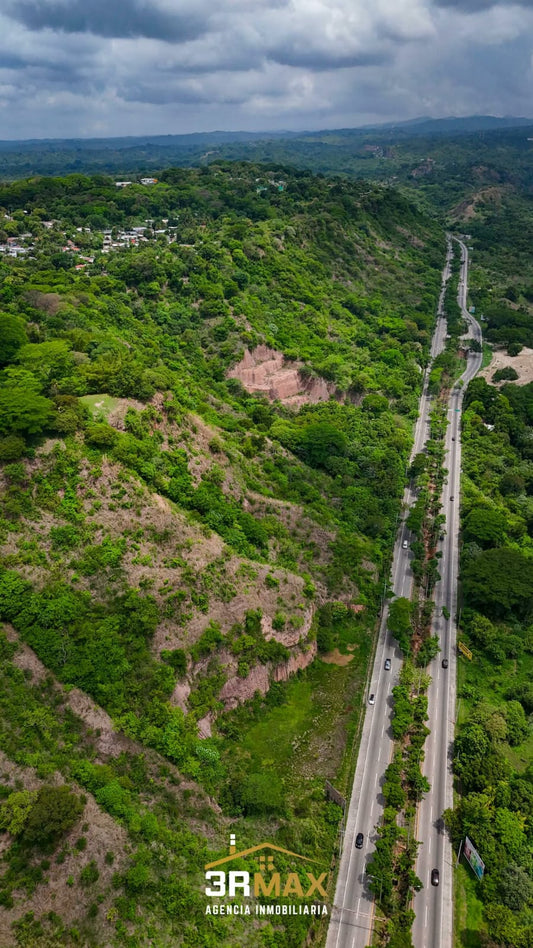 Terreno ubicado en Autopista Comalapa, Gran oportunidad para inversionistas