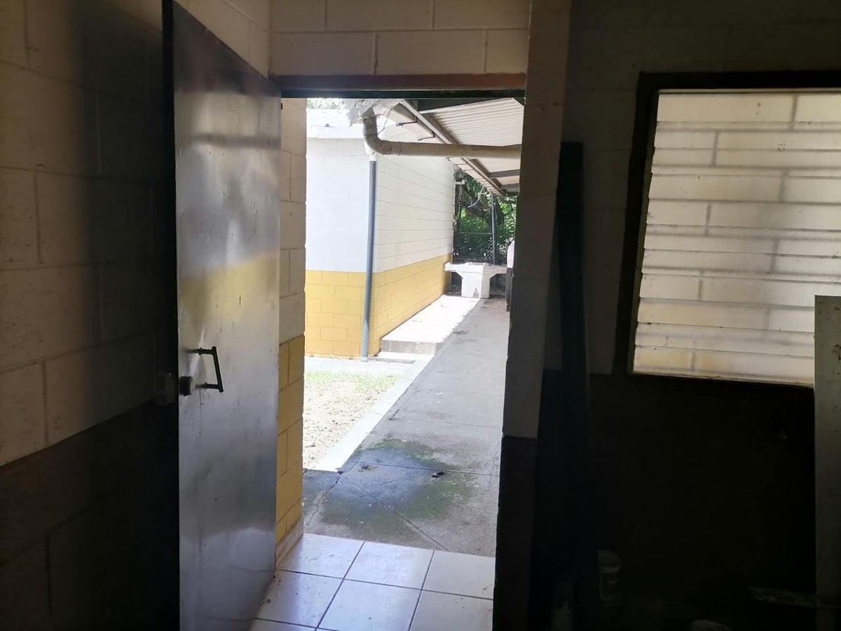 Propiedad en Venta en Lago de Coatepeque, Santa Ana – Amplios Espacios y Múltiples Posibilidades de Uso