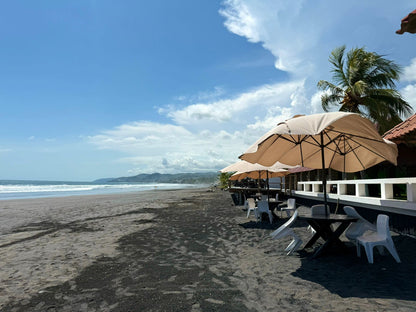 Propiedad Frente al Mar en Venta | Playa El Cuco, San Miguel