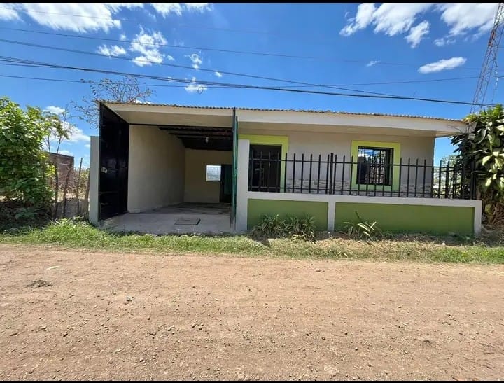 Casa en Venta en Chalchuapa – Excelente Ubicación a una Cuadra de la Carretera Panamericana