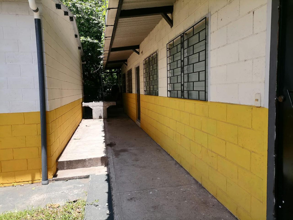 Propiedad en Venta en Lago de Coatepeque, Santa Ana – Amplios Espacios y Múltiples Posibilidades de Uso
