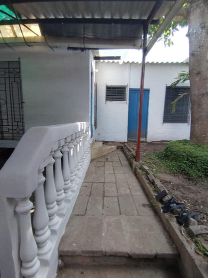 Casa en Venta en Las Palmeras, Santa Tecla | Excelente Ubicación y Gran Potencial de Inversión