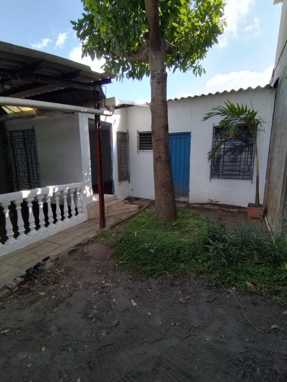 Casa en Venta en Las Palmeras, Santa Tecla | Excelente Ubicación y Gran Potencial de Inversión