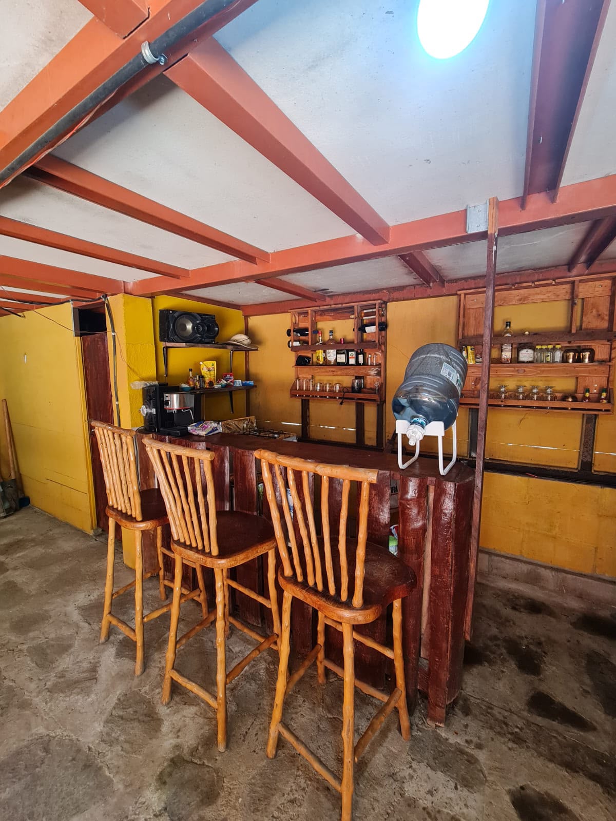 Finca en Venta en Jayaque, La Libertad | 39,000 Varas² con Cultivo de Café y Acceso a Orilla de Calle