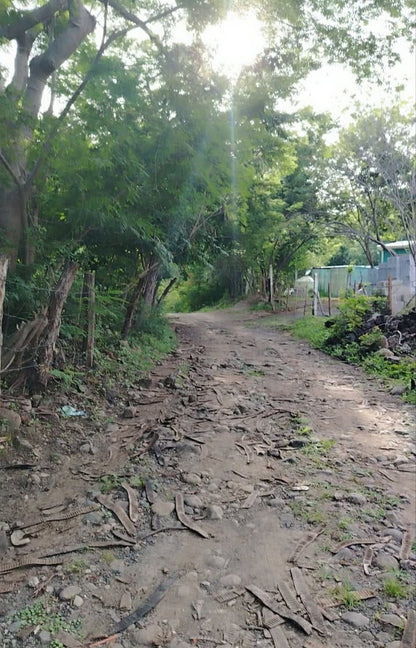 Dos amplios terrenos en venta cerca de Surf City y Playa El Majahual