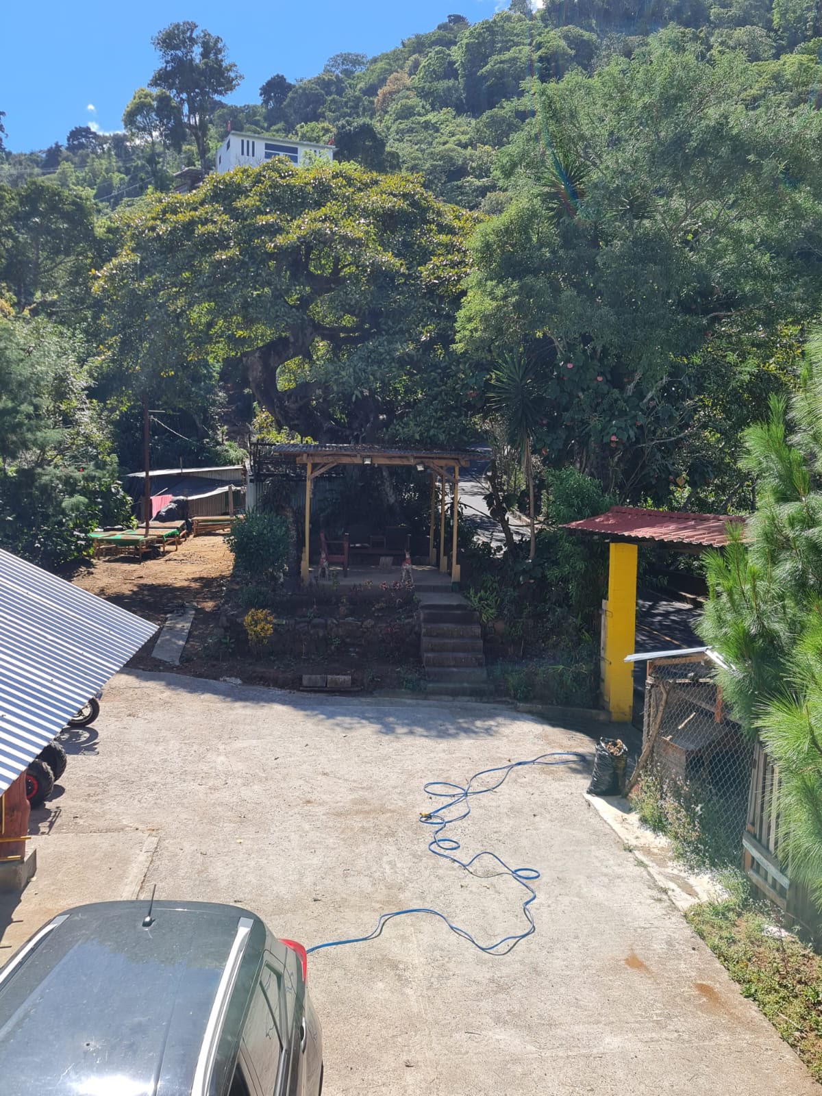 Finca en Venta en Jayaque, La Libertad | 39,000 Varas² con Cultivo de Café y Acceso a Orilla de Calle