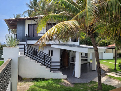 Terreno con 2 Casas Independientes en Joyas del Pacífico – Costa del Sol